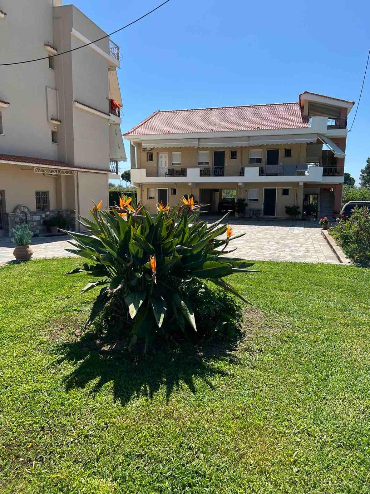 Mesolóngion Flo'S Apartments מראה חיצוני תמונה